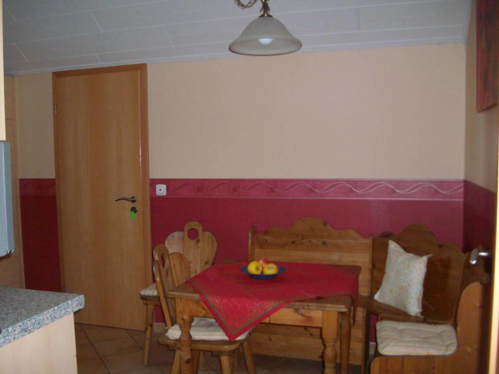 Ferienwohnung Mastiaux Mirbach Bagian luar foto